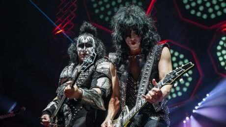 Rock band KISS plans Casino in Mississippi
